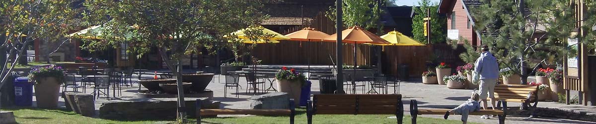 Ketchum Town Square: Where Parking is a Puzzle, But the Views are Worth It